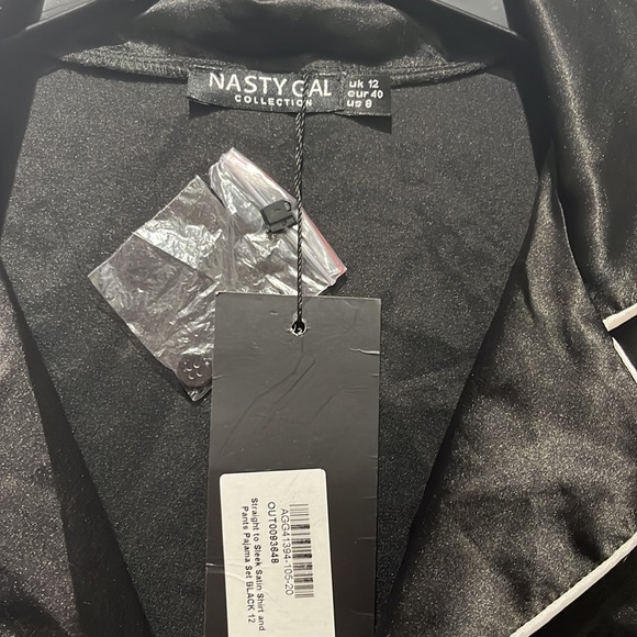 NWT‎ Nasty Gal Satin Shirt and Pants Pajama Set - Picture 3 of 4